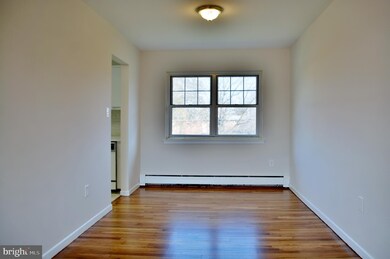 110 The Orchard unit J, East Windsor, NJ 08512 - photo 3