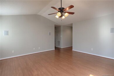 148 Rock Island Dr, Statesville, NC 28625 - photo 4