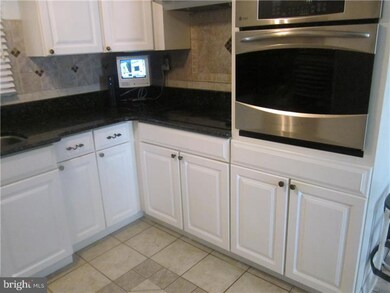 10 Garrison Cir, Willingboro, NJ 08046 - photo 6