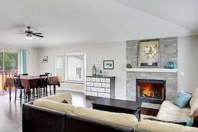 19233 SE 259th Place, Covington, WA 98042 - photo 2