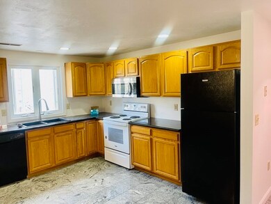 1 Hatfield St unit 5, Worcester, MA 01604 - photo 3