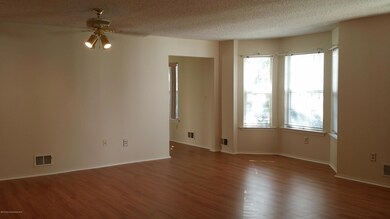 13 tulip new living