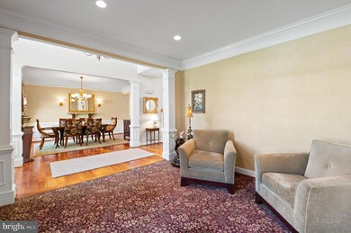 686 Cherrydale Dr, Lafayette Hill, PA 19444 - photo 4