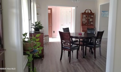 410 Jeb Stuart Dr, Wilmington, NC 28412 - photo 2