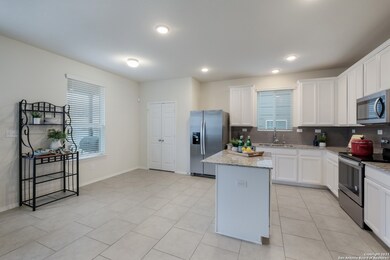 7318 Champion Creek, San Antonio, TX 78252 - photo 4