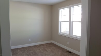 6136 Charleston flex room