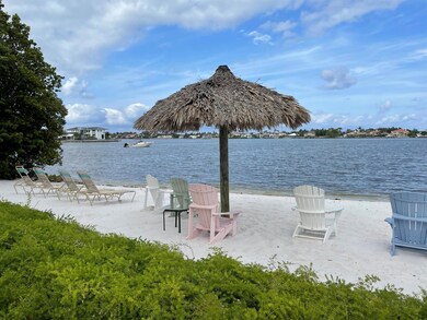 Mariner's Cay unit 305, Hypoluxo, FL 33462 - photo 2
