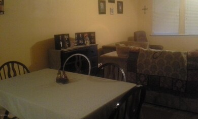 2380 Red Moon Dr, Jacksonville, FL 32216 - photo 6