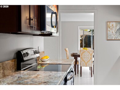 1920 SW Wellington Ave, Portland, OR 97225 - photo 7