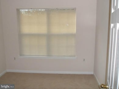 15652 Ensleigh Ln, Bowie, MD 20716 - photo 2