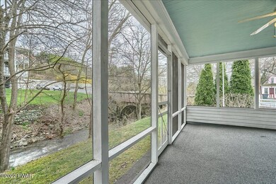 Listen to the stream!