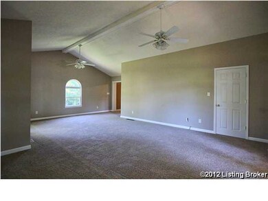 5807 E Manslick Rd, Louisville, KY 40219 - photo 7