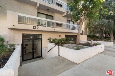 132 S Clark Dr, Los Angeles, CA 90048 - photo 2