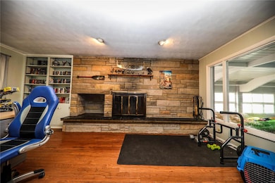 237 Lakeview Acres Dr, Collinsville, IL 62234 - photo 7