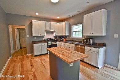 2327 Snapdragon Point, East Stroudsburg, PA 18301 - photo 5
