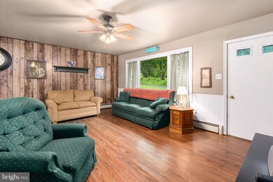 22 Poplar Rd, Boyertown, PA 19512 - photo 4