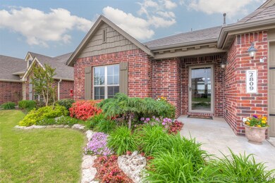 2809 W Mobile Place, Broken Arrow, OK 74011 - photo 3