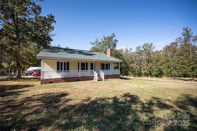 3330 Clinzo Feemster Rd, Hickory Grove, SC 29717 - photo 2