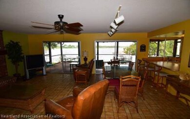 205 Mccoy Dr, Lake Placid, FL 33852 - photo 5