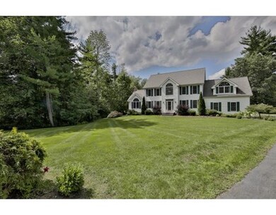 10 Carousel Ct, Londonderry, NH 03053 - photo 3