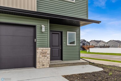 7307 Madelyn Ln S, Fargo, ND 58104 - photo 3