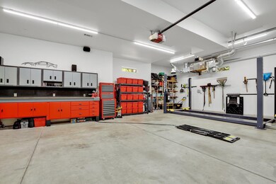 318 W Charlton Ave, Spokane, WA 99208 - photo 5