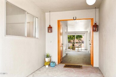 6-web-or-mls-UpmarketMedia_4283Pom-6