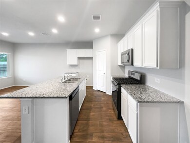 13963 Leigh Lake Ln, Shenandoah, TX 77384 - photo 6