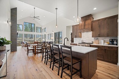 1-web-or-mls-18124 Forestbrook-01