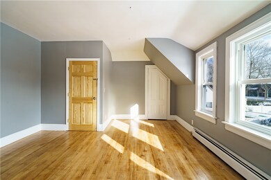 637 Sandy Ln unit 2, Warwick, RI 02889 - photo 3