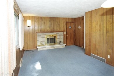 7581 Douglas Ave, Kalamazoo, MI 49009 - photo 5