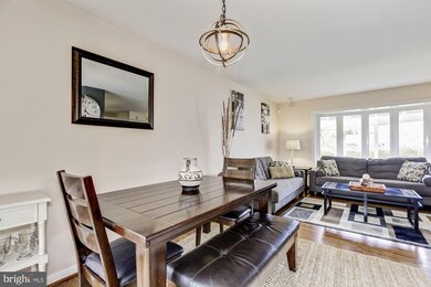 13621 Grenoble Dr, Rockville, MD 20853 - photo 7