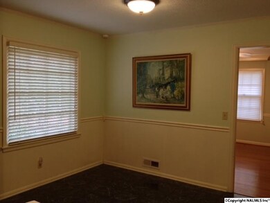 212 Monterey Cir, Gadsden, AL 35901 - photo 4