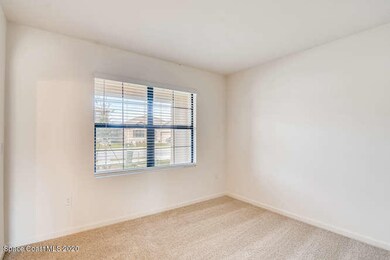 Galen-small-002-004-Living Room-666x445-