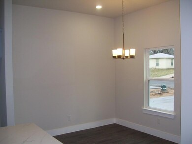 902 W Florence St, Denison, TX 75020 - photo 5