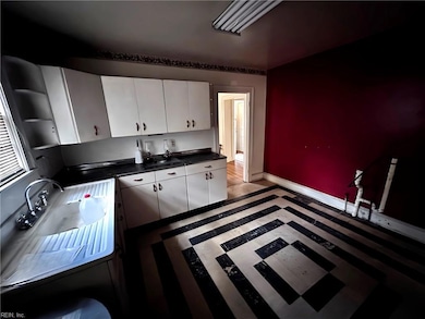 32238 East St, Boykins, VA 23827 - photo 5