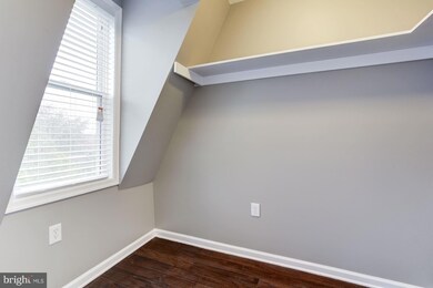 521 Columbia Rd NW unit 2, Washington, DC 20001 - photo 7