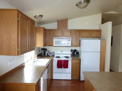 522 Harman Way S, Orting, WA 98360 - photo 4