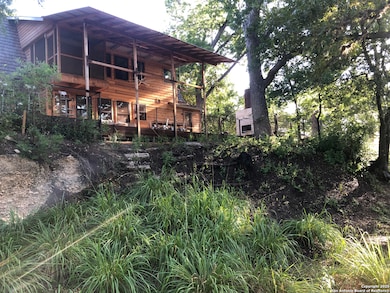 412 Lebouf Rd, Utopia, TX 78884 - photo 6