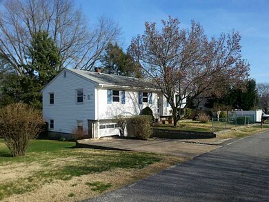 465 Bryant St, Cumberland, RI 02864 - photo 3