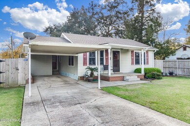2-web-or-mls-102 E Betty St-2