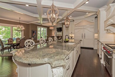 560 Bristol Dr, Aurora, OH 44202 - photo 5