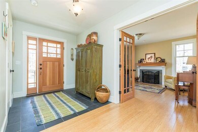 93 Walker Bungalow Rd, Portsmouth, NH 03801 - photo 5