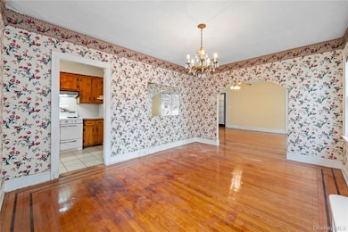 41-29 248th St, Flushing, NY 11363 - photo 6