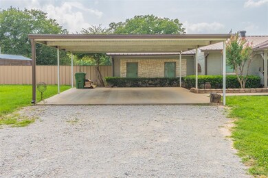 131 County Road 4899, Boyd, TX 76023 - photo 3