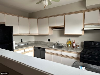 1143B Valley Rd unit 1143, Wayne, NJ 07470 - photo 6