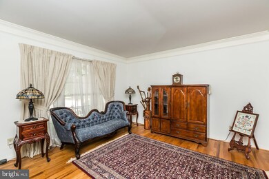 8515 Bovelder Dr, Laurel, MD 20708 - photo 6