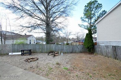 8208 Laurel Grove Ct, Louisville, KY 40228 - photo 7