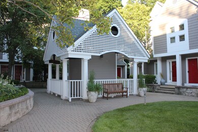 453 E Putnam Ave unit 4I, Cos Cob, CT 06807 - photo 2