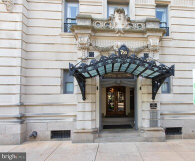 700 Washington Place unit 2D, Baltimore, MD 21201 - photo 2